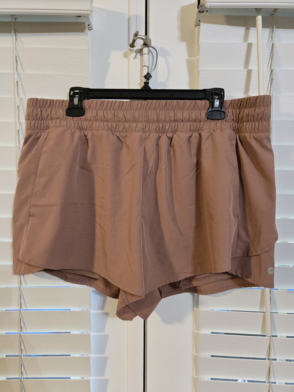 Avia Layered Athletic Shorts in Rose Taupe Sz XL 16-18